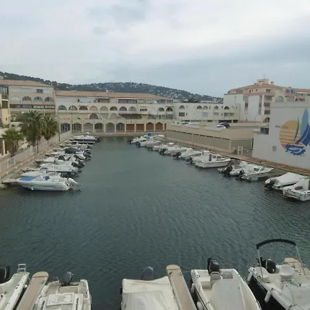 Appartement T2 A Sete Avec Vue Marina Et Parking Prive Pour 4 Pers - Fr-1-472-111